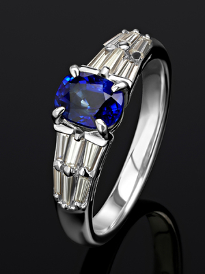 Sapphire and diamonds platinum ring